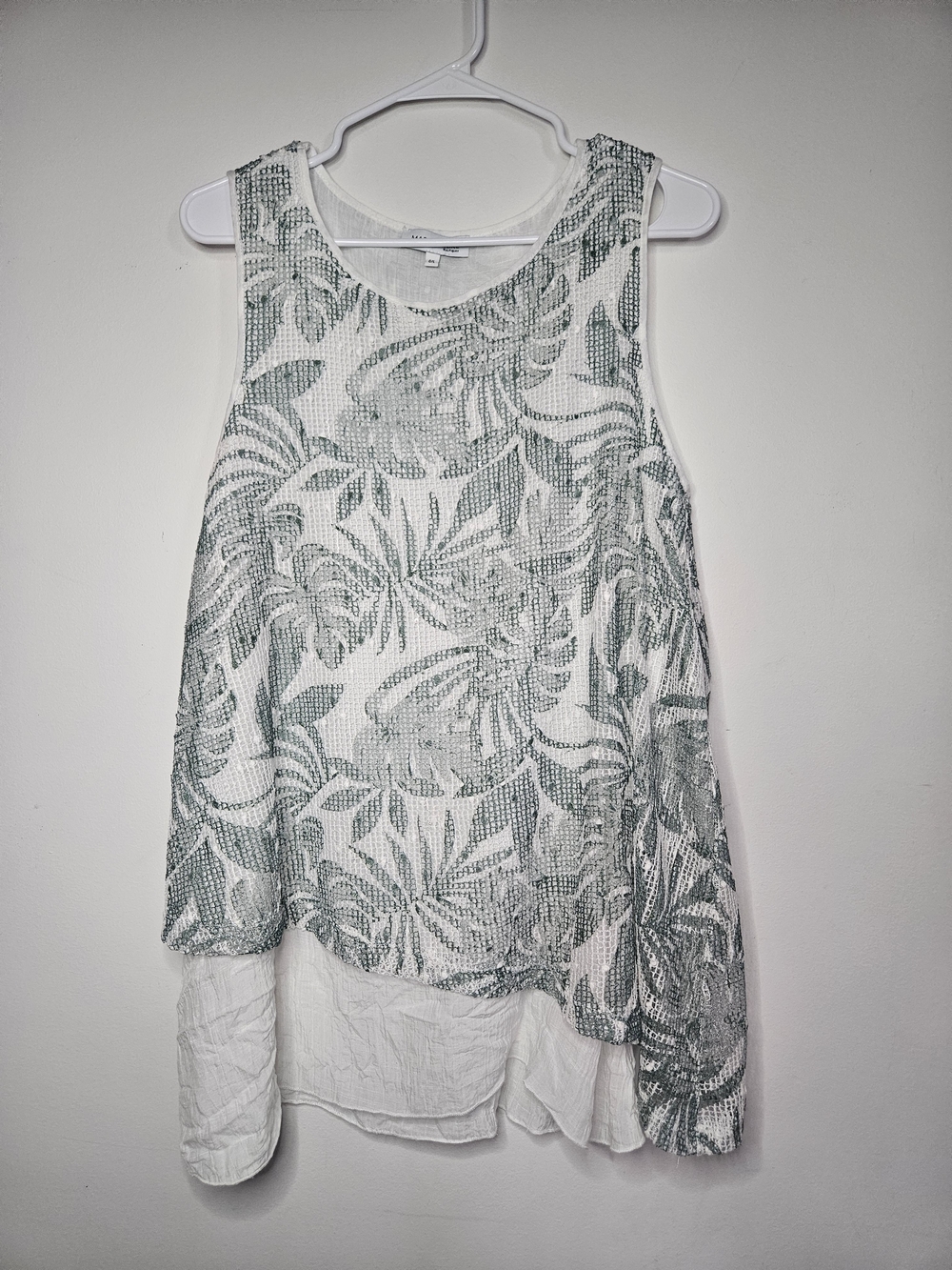 Marie Claire Boutiques Tropical Sequin Camisole Tank Top Large🔥
